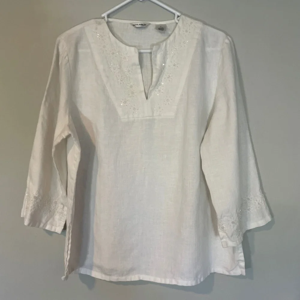 Laura Ashley Womens White Linen Embroidered Sequin Tunic Top Size L Boho